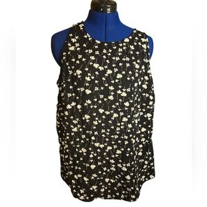 Old Navy Floral Black and White Women's Sleeveless Blouse
